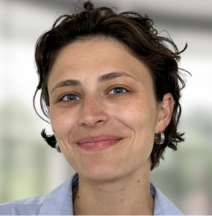 Photographic portrait of CARA, Analyst - Technology, Cloud First, Berlin, Germany